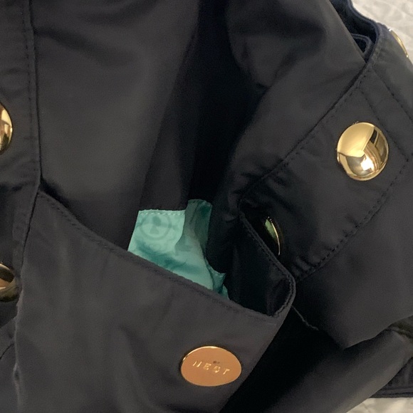 Best Black Tote Crossbody Bag With Gold Appliqué - Picture 7 of 11